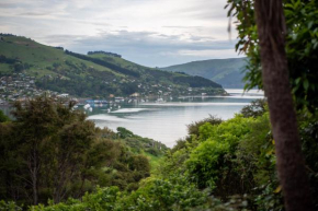 Overton Cottage - Akaroa Holiday Home, Akaroa